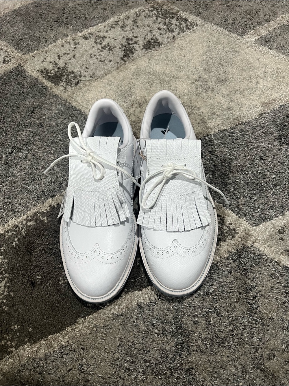 Adidas MC Zoysia spikeless golf shoes wing-tip design with a fringe kiltie